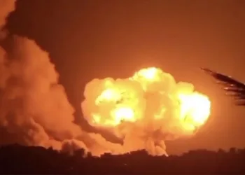 İsrail Lübnan’ın güneyini bombaladı