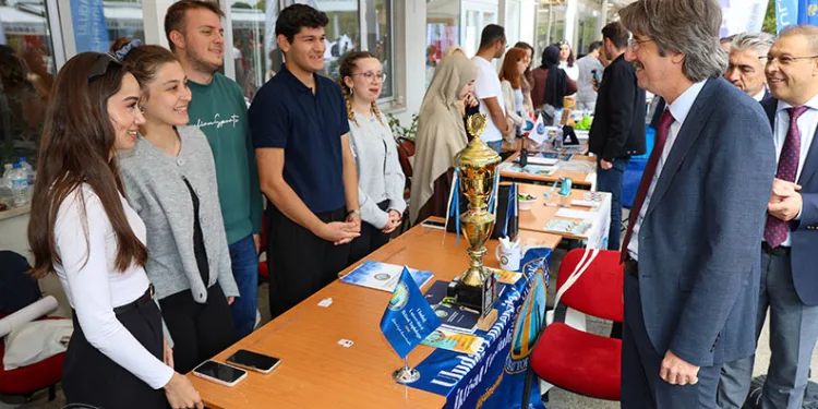 BUÜ’de yeni öğrenciler için ‘Oryantasyon günleri’