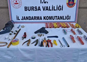 Bursa’da definecilerin zulasından cephanelik çıktı