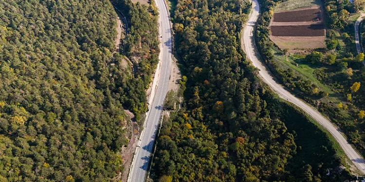 Bolu-Mudurnu kara yolunda sonbahar yolculuğu
