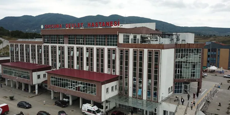 16 yaşındaki kız doğum yaptı, bebek hayatını kaybetti