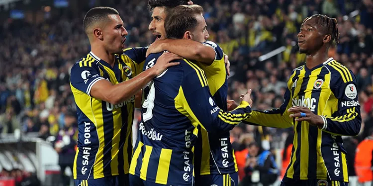 Fenerbahçe, yine evinde kazandı