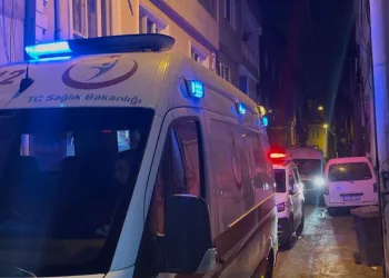 Bursa’da alkol zehirlenmesi: 3 kişi hastaneye kaldırıldı
