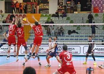 Osmangazi Belediyespor evinde geçit vermedi