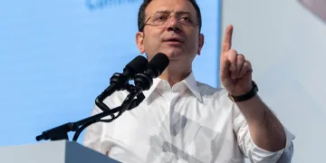 Ekrem İmamoğlu’nun diploma davası ertelendi