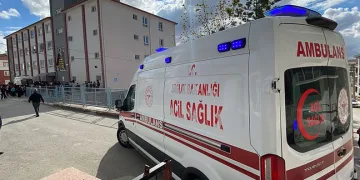 Tavuk döner yiyen öğrenciler hastanelik oldu