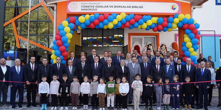 Orhangazi’de anaokulunun resmi açılışını TOBB Başkanı yaptı