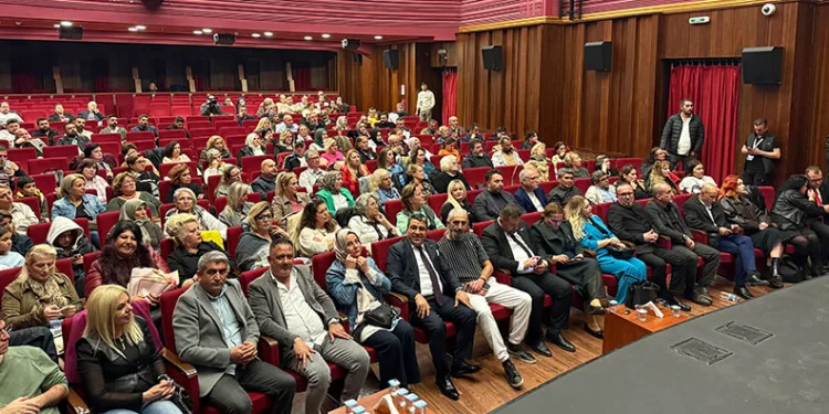 “Canımdan Can” filmi galası yoğun ilgi gördü
