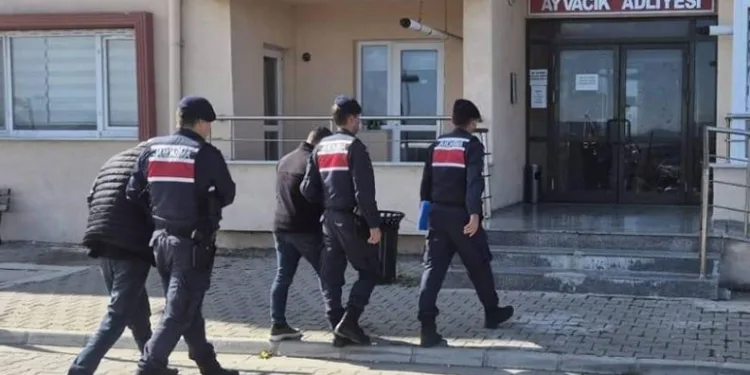 Çanakkale’de göçmen kaçakçılığı operasyonu
