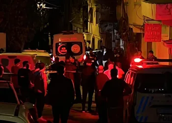 Eski koca dehşeti: Çocuğunun yanında kendini vurdu
