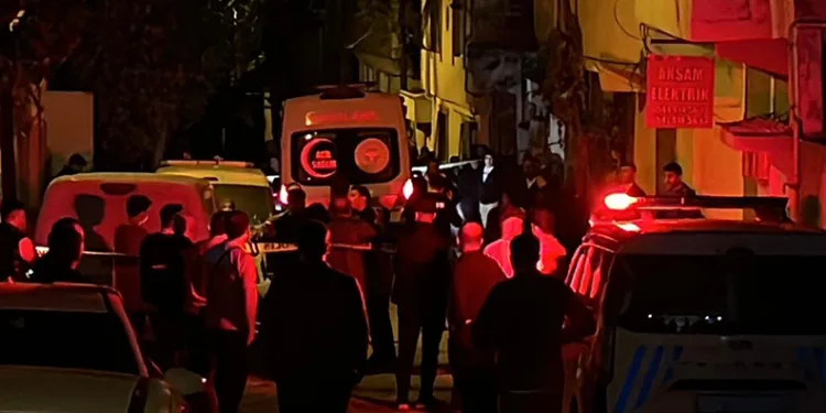 Eski koca dehşeti: Çocuğunun yanında kendini vurdu