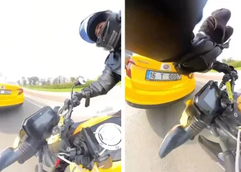 Bursa’da motosikletli kuryenin çarptığı yaşlı adam kanlar içinde yere yığıldı