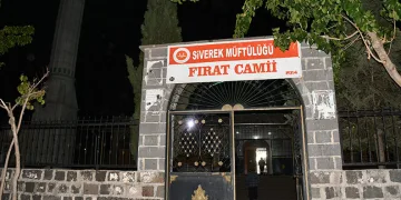 Cami bahçesinde gömülü yeni doğmuş bebek cesedi bulundu