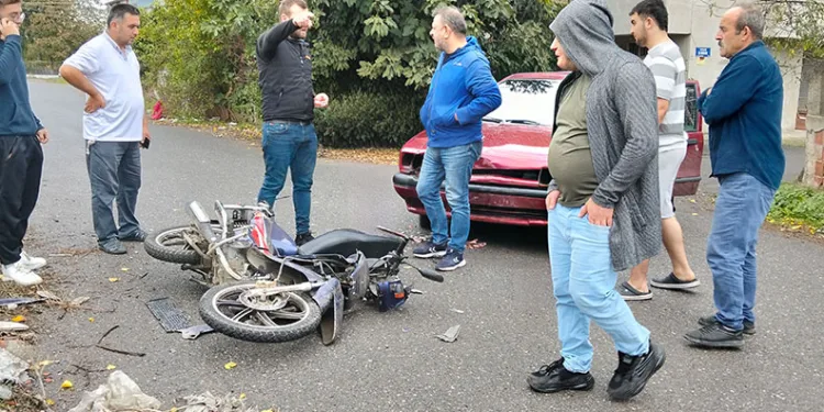 Bafra’da otomobil ile motosiklet çarpıştı: 1 yaralı