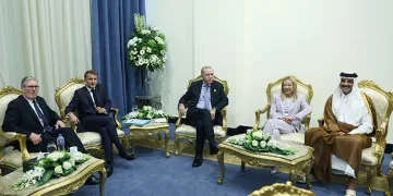 Zirveye damga vuran diyalog
