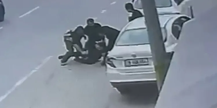 Bursa’da drift atarken yakalandı, polisin silahını almaya çalıştı