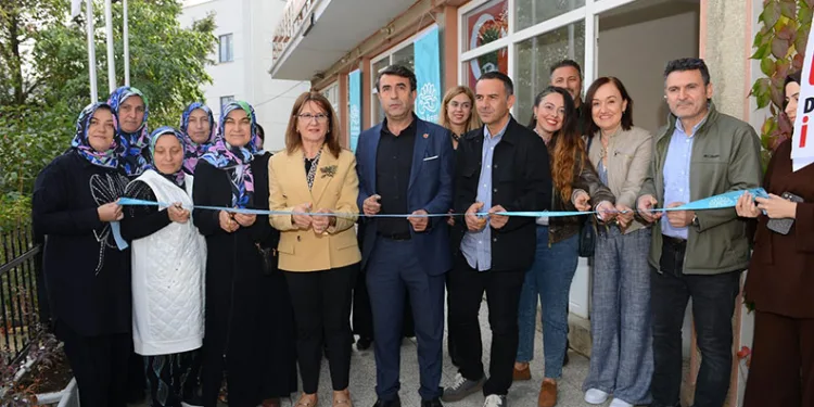 Başkan Yılmaz şampiyonları ağırladı