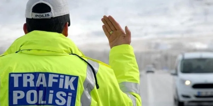 Altın fiyatları geriledi