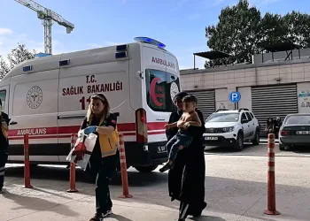 Bursa’da 2 yaşındaki çocuğun üzerine kaynar su dökdü