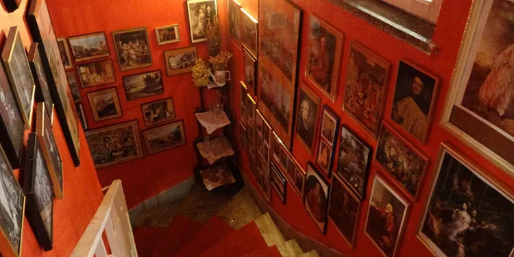 Paris’ten Bursa’ya uzanan antika hikayesi