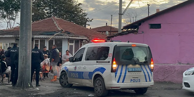 Cenaze evi savaş alanına döndü: 2 ölü, 2 yaralı