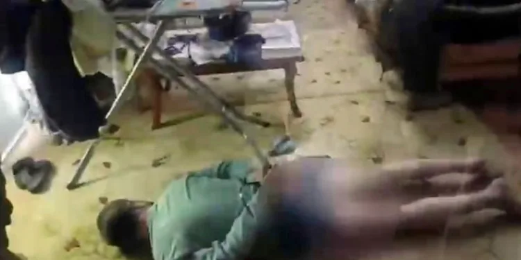 Sokak ortasındaki infazın şüphelilerin yakalanma anı kameraya yansıdı