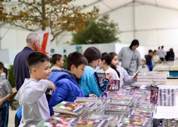 Sözcüklerin Rotası Gemlik Kitap Limanı Edebiyatseverleri Buluşturuyor