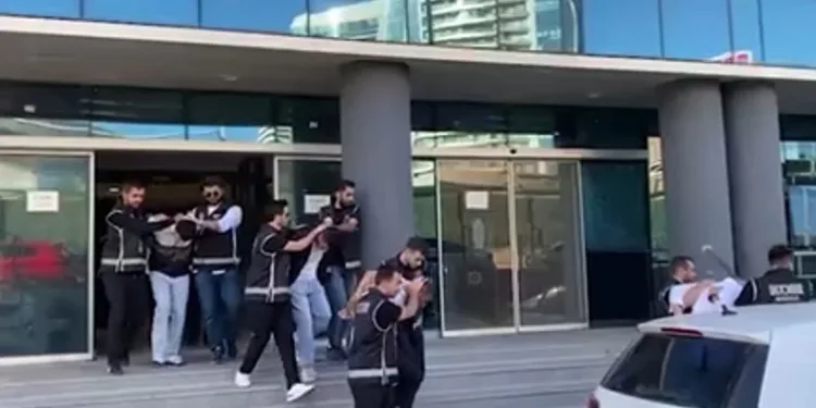 Bursa merkezli DEAŞ operasyonu: 10 gözaltı