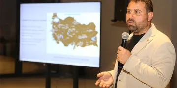 Ünlü halıcıyı baltayla parçalara ayırıp asitle eritmişlerdi: Karar çıktı