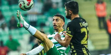 İnegöl’de zincirleme kaza : 1’i çocuk 5 yaralı