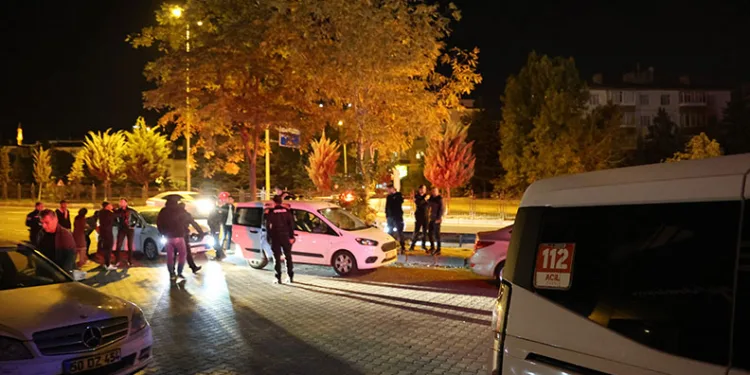 Önce sopa ve tekmeyle darbedildi, sonra bıçaklandı