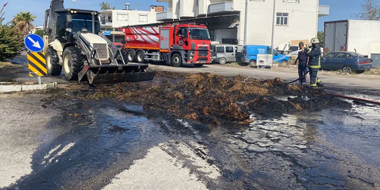 Adana’da 3 katlı ev yanarak kullanılamaz hale geldi