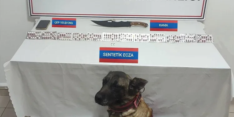 Denizde teknesi terk edilmiş halde bulunan balıkçı için arama çalışması başlatıldı