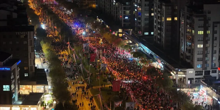 29 Ekim’de tavuk döner ve ayranı 29 liradan sattılar