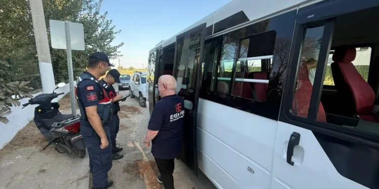 Başakşehir’de malzeme deposunda çıkan yangın korkuttu