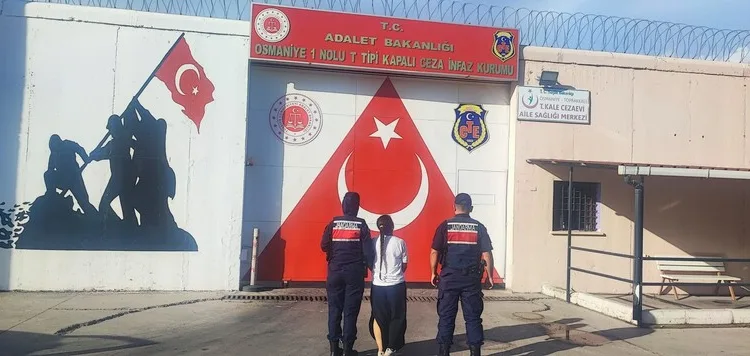 Şehir hastanesinin otoparkından iki motosiklet çaldı: O anlar kameraya yansıdı