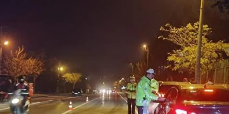 Şehir hastanesinin otoparkından iki motosiklet çaldı: O anlar kameraya yansıdı