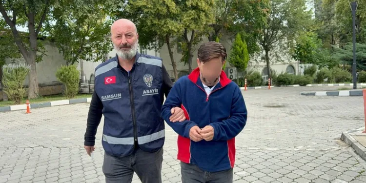 Şehit polis memleketi Şanlıurfa’da gözyaşları arasında defnedildi