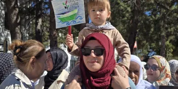 Milletvekili Ün, Vicdan gemisinden seslendi; “Hepimiz Gazze ve Filistin için çabalamalıyız”