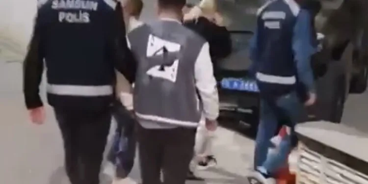 Tekirdağ’da minibüs ile tır kafa kafaya çarpıştı: 1 ağır yaralı