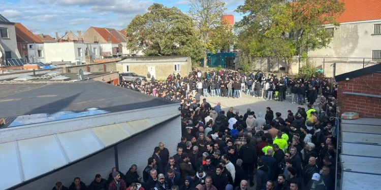 Van’da İran uyruklu şahsın üzerinden 380 adet sentetik hap ele geçirildi