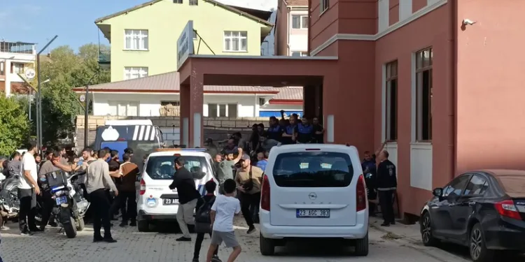 Tokat’ta jandarmadan eş zamanlı uyuşturucu operasyonu: 2 tutuklama