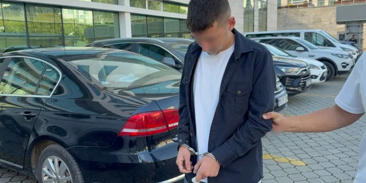 Tokat’ta jandarmadan eş zamanlı uyuşturucu operasyonu: 2 tutuklama