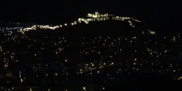 Ardahan’da yol yapım çalışmaları sürüyor