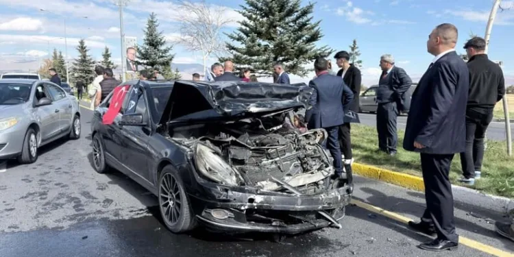 Düzce’de otomobil bariyerlere çarptı: 1 yaralı