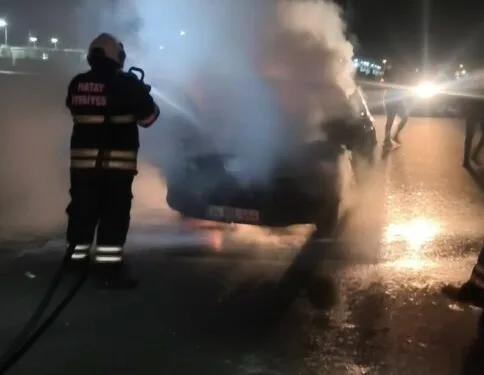 Düzce’de otomobil bariyerlere çarptı: 1 yaralı