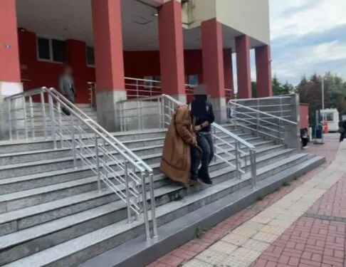 Kocaeli’de kaçak silah operasyonunda 6 pompalı tüfek ele geçirildi