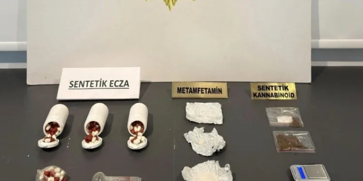 Selim’de trafik kazası: 1 ölü, 3 yaralı