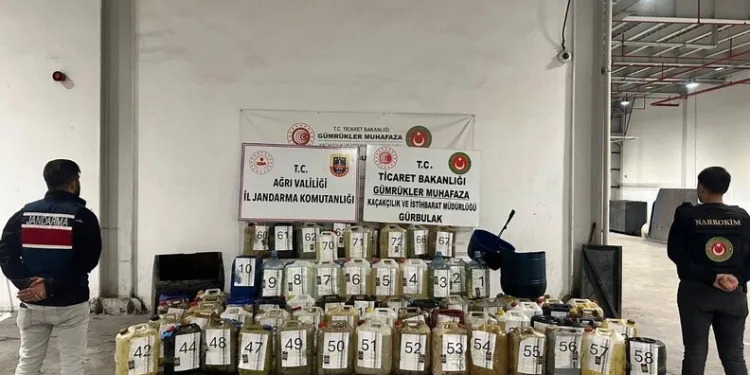 Keşan’da park halindeki araçta 16 bin 744 adet uyuşturucu hap ele geçirildi