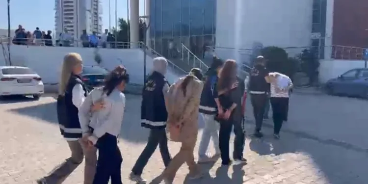 Ankara’da zincirleme kazada 6 araç birbirine girdi: 6 yaralı